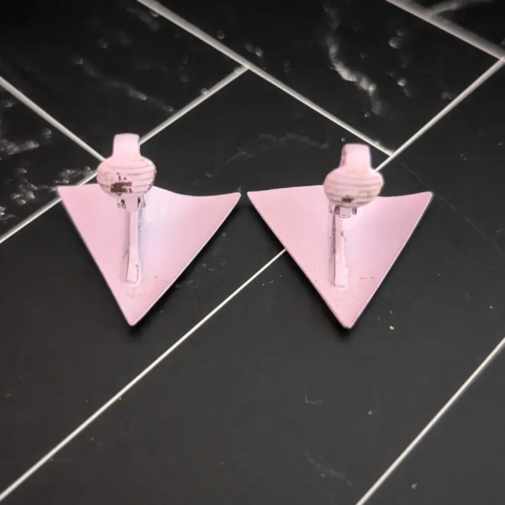 Vintage Clip On Earrings 1